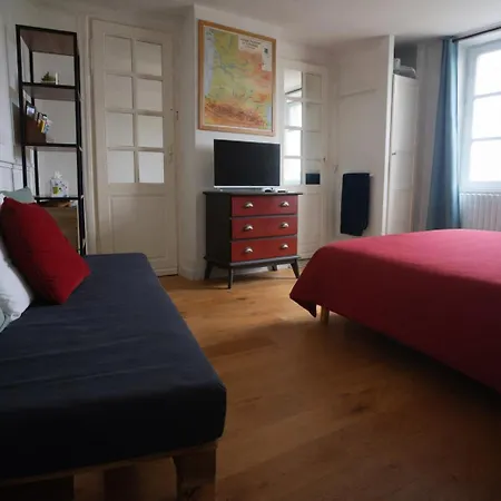 Avec Vue Sur Remparts Bayonne