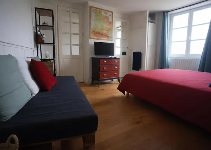 Avec Vue Sur Remparts Bayonne