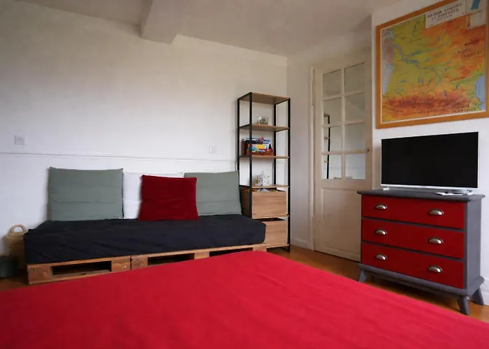 Avec Vue Sur Remparts * Bayonne